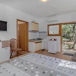 Pet Friendly In With Wifi Апартаменты *