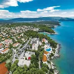 Pet Friendly In With Wifi Апартаменты Пинезичи